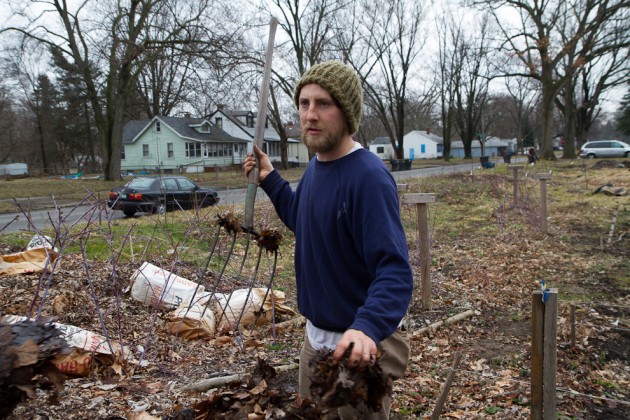 article-detroit-je-t-aime-potager-brightmoor-webdoc-mandray-bienvenu-portfolio-owni-476